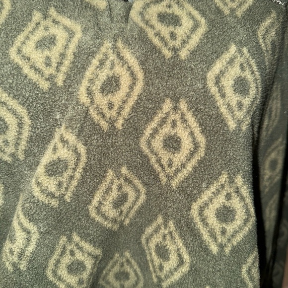 Eddie Bauer‎ Olive Patterned Fleece Pullover - Picture 3 of 5